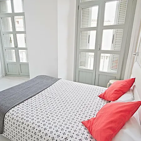 Malagaurbanrooms - View *