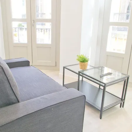 Malagaurbanrooms - View Daire *